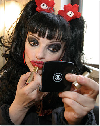 Nina Hagen - Sägerin in der Flower-Power-Zeit
